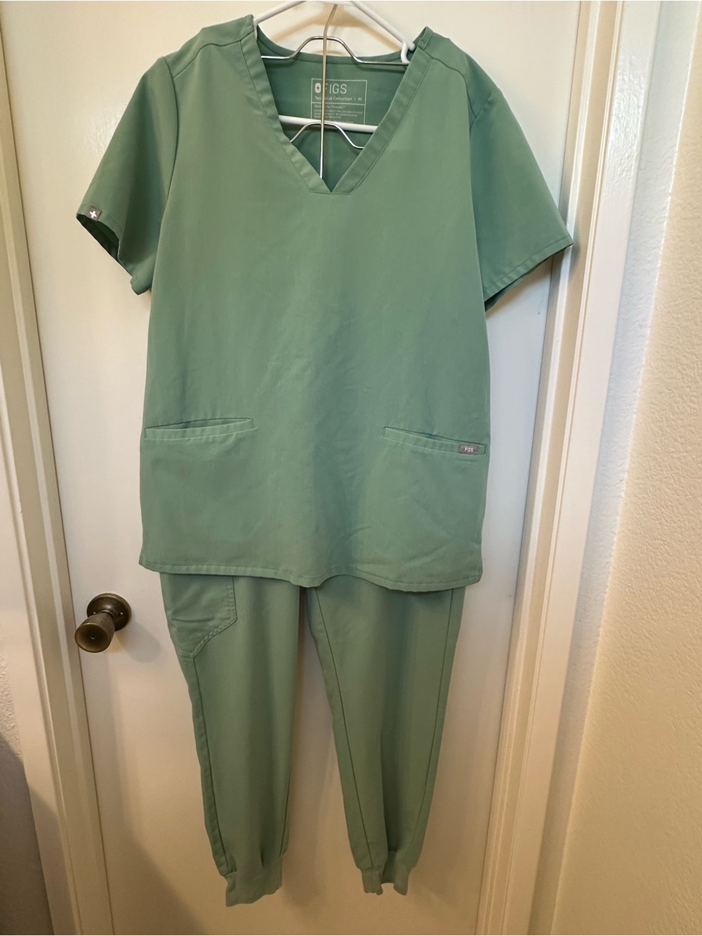 Figs V-Neck Scrub Top and Jogger pants in Jade